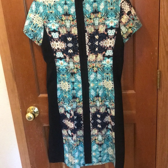 Dark kaleidoscope print dress m 6/8 - Picture 4 of 4